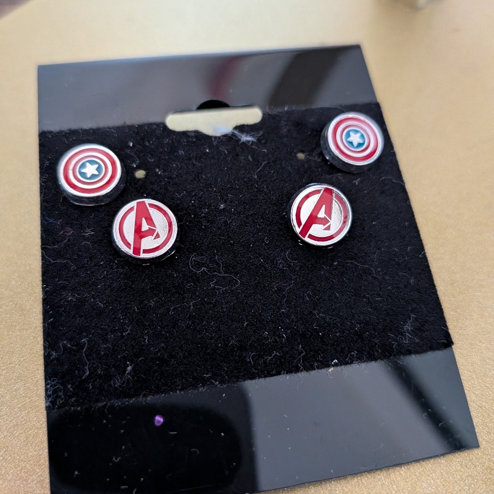 Marvel‎ Avengers Captain America 2 Pairs Earrings